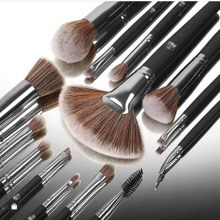13 Pieces B.H Cosmetics STUDIO PRO Brush Set - Image 2