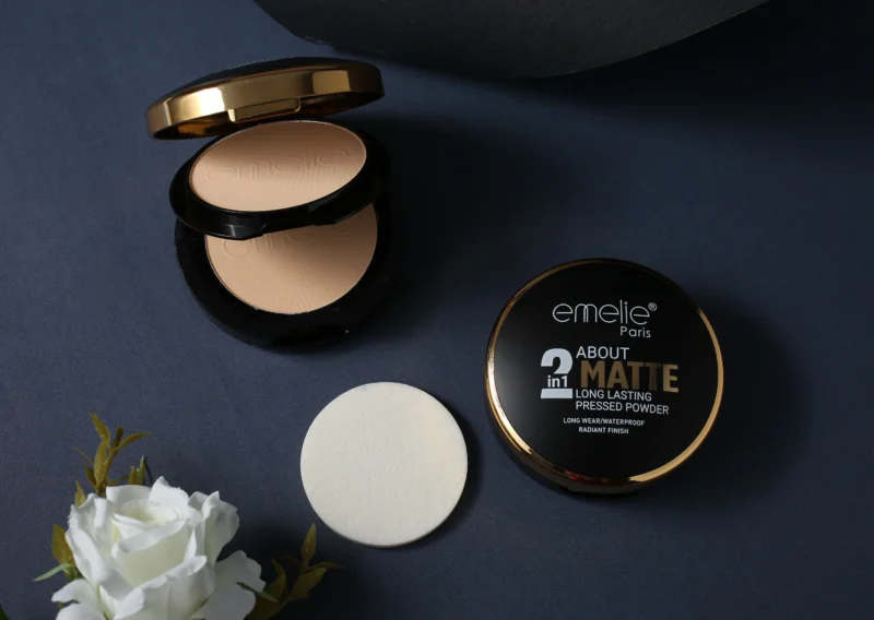 Emelie 2 in 1 Matte Pressed Powder - Image 2
